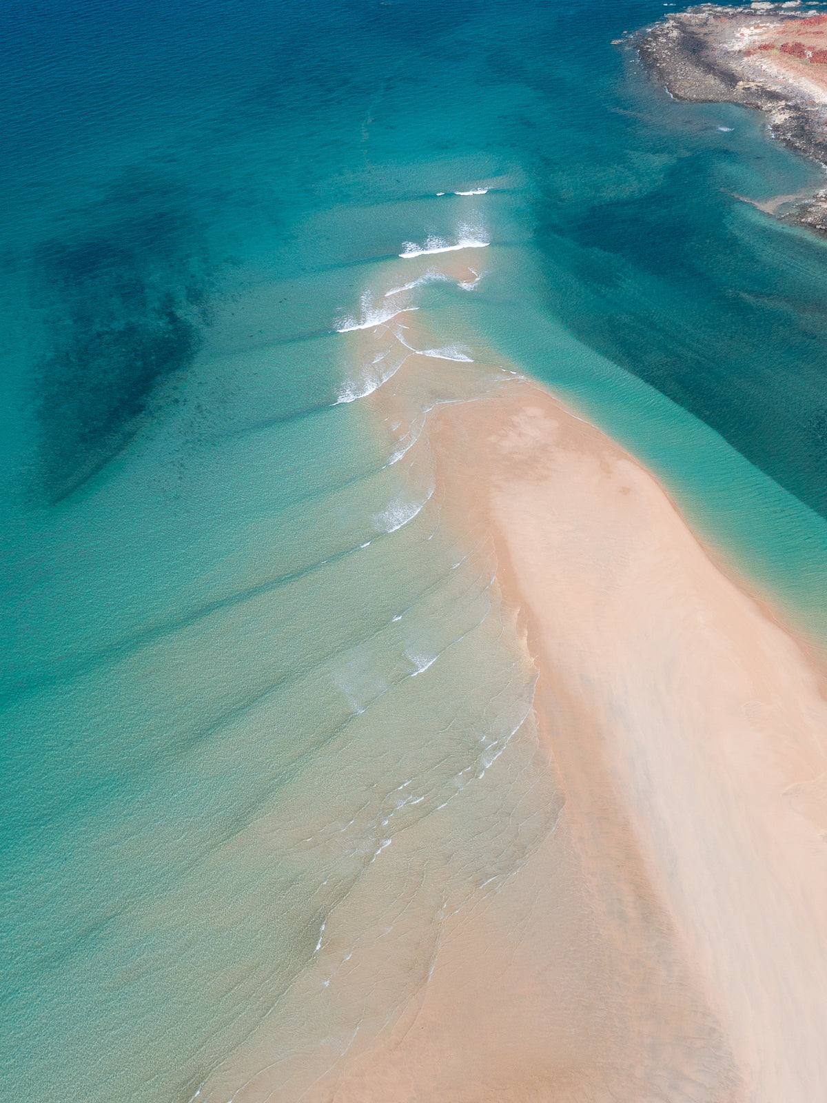 SJ308- Pilabara Surf. Local surf break on a sand bar located in the dampier archipelago, western australia