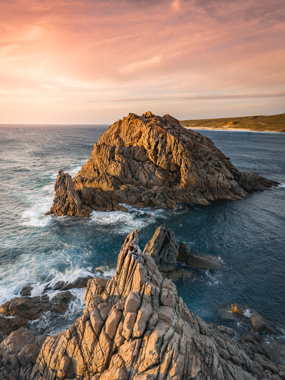 SJ002- SUGARLOAF ROCK